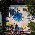 Pink Palace Hotel