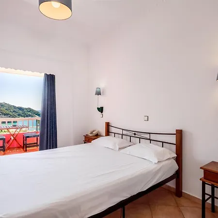 Pink Palace Otel 2*