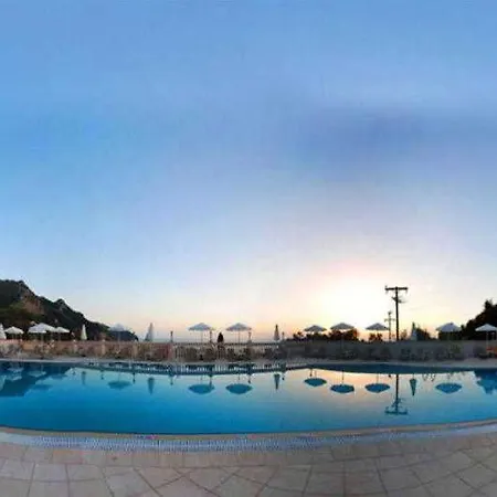Otel Pink Palace 2*