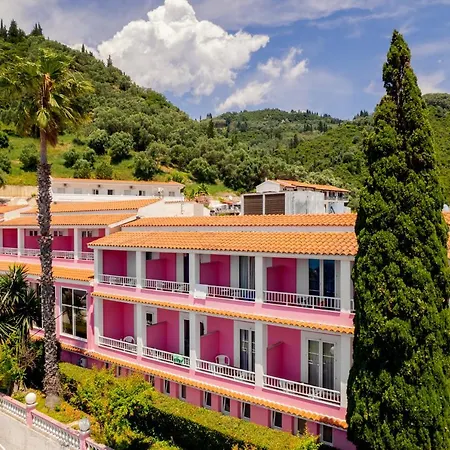 The Pink Palace Hotel 2*
