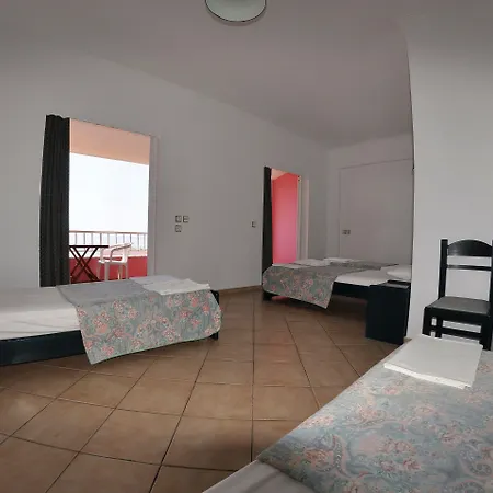 酒店 粉红宫海滩度假酒店 2*