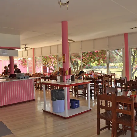 粉红宫海滩度假酒店 2* 阿齐欧斯·贡多斯