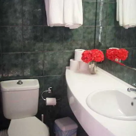 Hotel Pink Palace