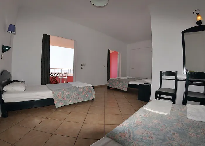 Hotell Pink Palace 2*