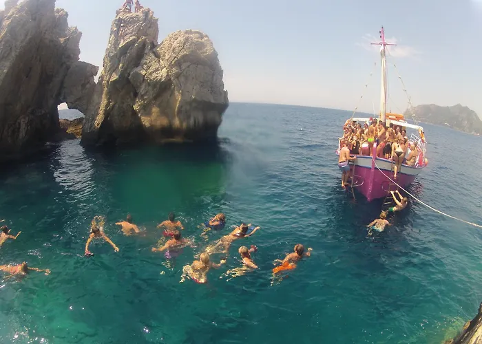 Hotel Pink Palace 2*