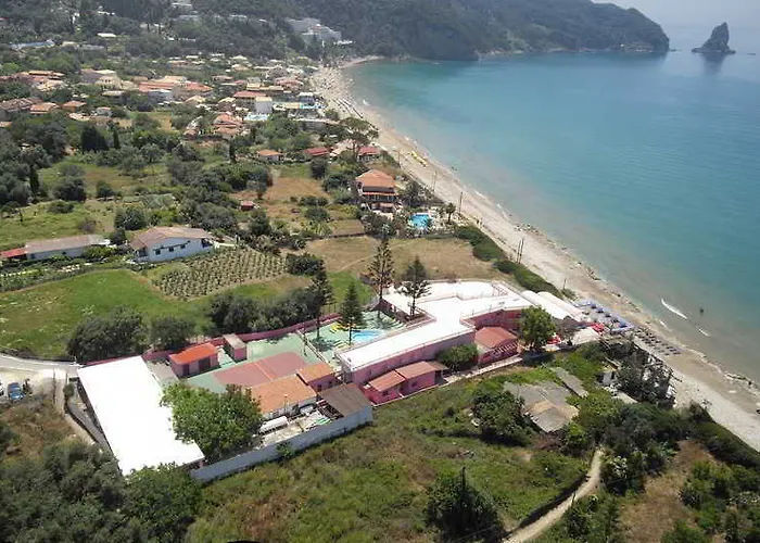 Pink Palace 2* Agios Gordios (Corfu)