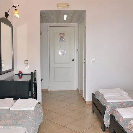Pink Palace Hotel Agios Gordios (Corfu)