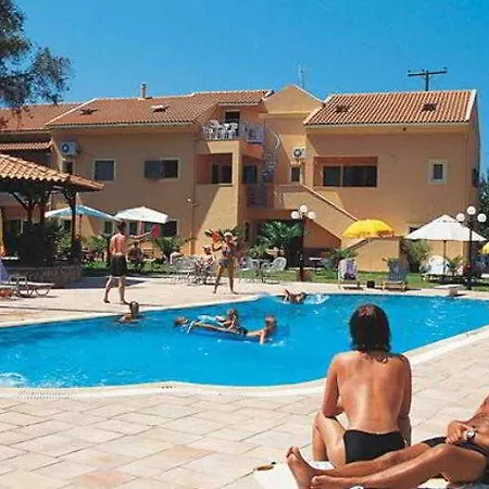 Pink Palace 2* Agios Gordios (Corfu)